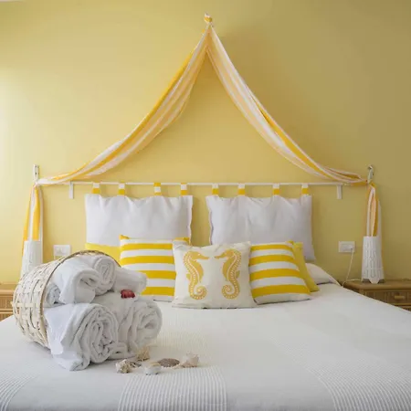 Couette-café L'approdo 3*